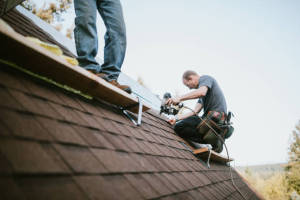 Local Roofers in Middleburg Heights, OH